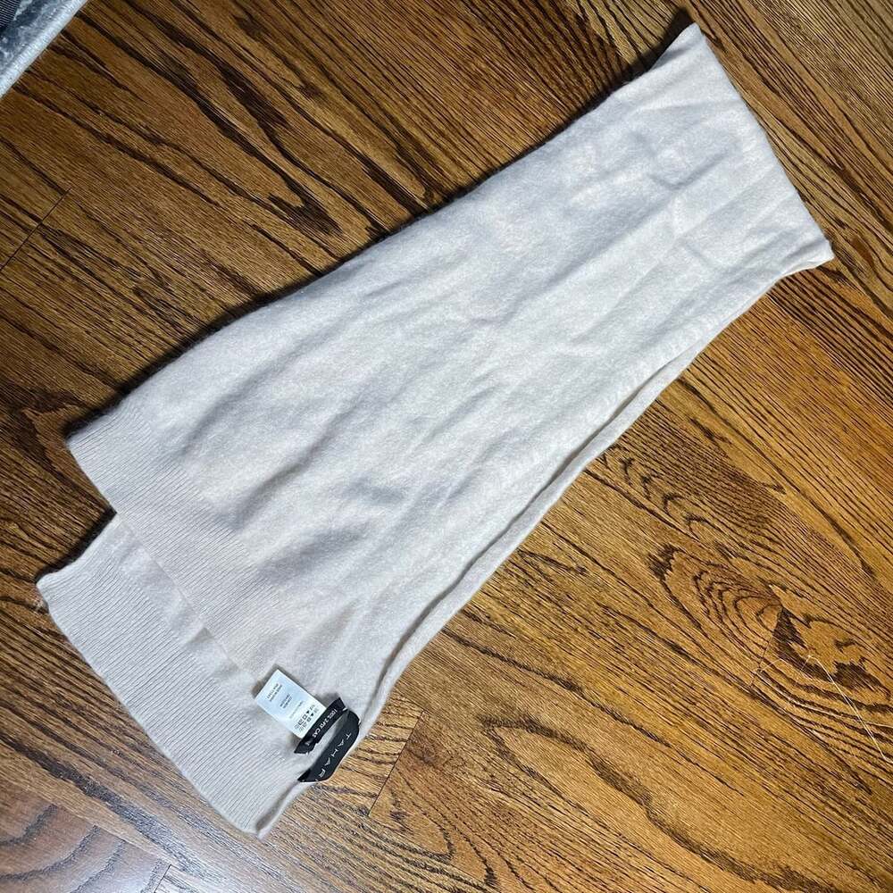 Tahari Cashmere Scarf Cream Beige 100% 2-Ply Cashmere Winter